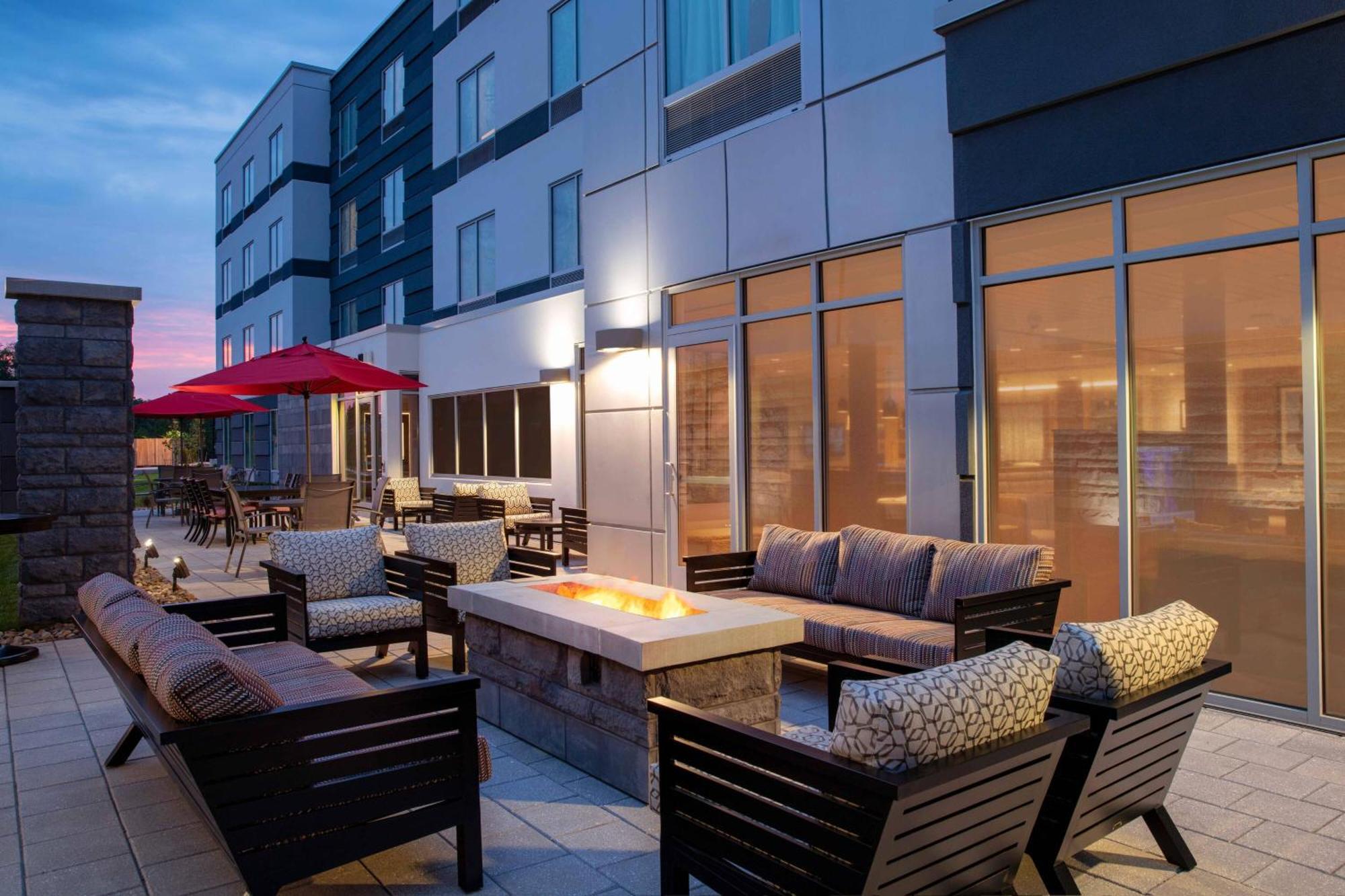 Fairfield By Marriott Inn & Suites ルイスバーグ エクステリア 写真